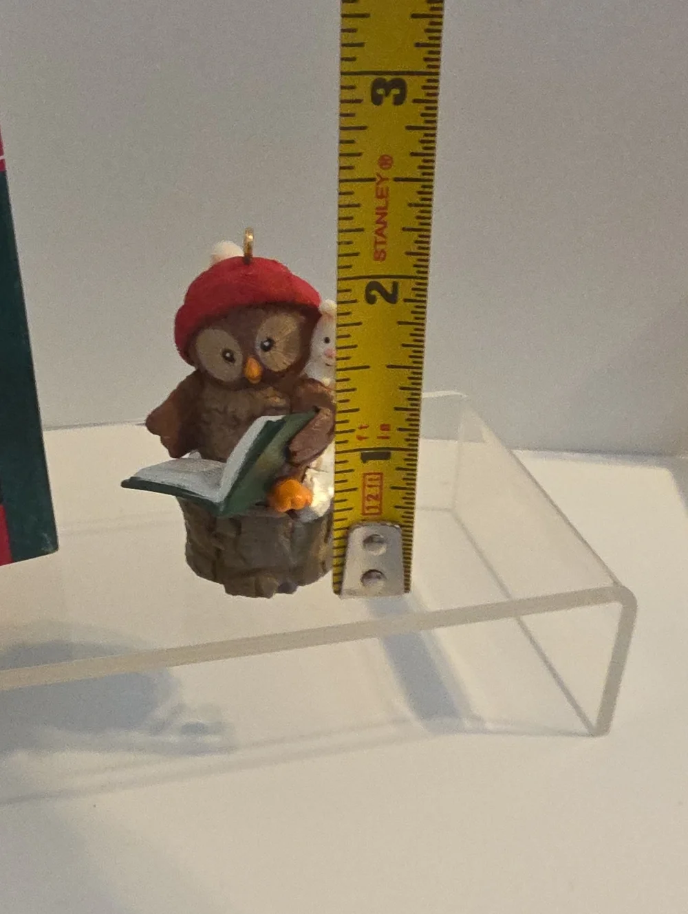 Vintage 1992 Hallmark Keepsake Owliver Reading Owl Christmas Ornament